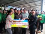 ชาวนามหาสารคามรับเงินจำนำข้าววันที่สอง ทหารร่วมเป็นสักขีพยาน