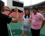 "แป้ง-นวลพรรณ" ฮอต ! แฟนคลับจ่อคิวถ่ายภาพคู่