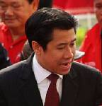 “จักรภพ” เจอหมายจับพัวพันอาวุธสงคราม ขอส่งผู้ร้ายข้ามแดนได้ทันที