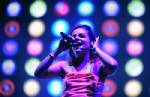 Australia police rapped over Lily Allen handcuff image