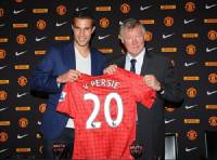 แฟนบอลฮิต ปักชื่อ “RVP” มากสุด สองปีติด