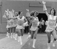 เผยภาพ “โรบิน วิลเลียมส์” ปอมปอมชายคนแรก “ม้าป่า”