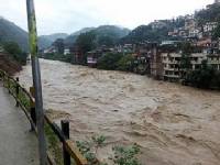 ฝนกระหน่ำอินเดีย ก่อดินถล่ม-น้ำท่วมคร่าชาวบ้าน17ศพ