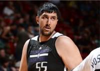 "ภูลลาร์" เซ็นคิงส์ ผู้เล่นเชื้อแขกคนแรก NBA