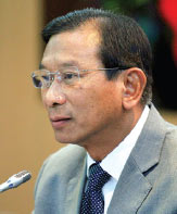 ถก กมธ.งบฯ นัดแรก “ฉัตรชัย” แนะปรับลดการฝึกอบรม สัมนนา ไป ตปท.ของ ขรก.