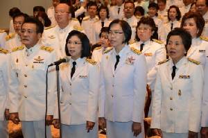 “ชุติมา” นำข้าราชการพาณิชย์ประกาศปฏิญาณ “ซีโร่ คอร์รัปชัน” ในการบริหารงาน