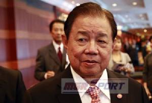 "บิ๊กอ๊อด" ฝากสามงานหลักให้ "รมต.กีฬา"