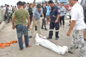หนุ่มลาวลูกเรือประมงเครียดผูกคอตาย เหตุแฟนสาวคนไทยบอกเลิก