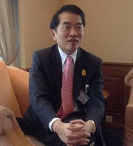 “วรงค์” จี้ อสส.เคลียร์ 3 ข้อไม่ฟ้อง “ปู” โกงจำนำข้าว กังขาทนายรู้ผลล่วงหน้า