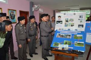 ตร.ภาค 4 แถลงจับเครือข่ายยาบ้ารายใหญ่ เหิมยิงสู้ตำรวจแต่ไม่รอด
