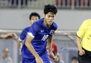 "ปกเกล้า" เบิกร่อง "ไทย" อัด กาตาร์ 2-0