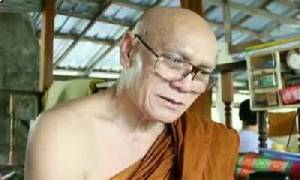 จับตา "หลวงปู่พิม" เกจิดังภาคอีสานเตรียมละสังขารคืนนี้เวลา 21.00 น.พุทธศาสนิกชน-ศิษย์แห่ทำบุญแน่นวัด