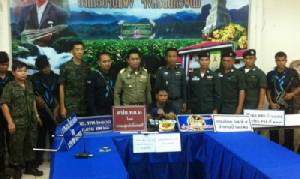 รวบชาวลาวรับจ้างส่งยาบ้าให้เอเยนต์ฝั่งไทย 8 พันเม็ด