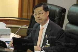 จับตา “ดาบถอดถอน” คมกริบหรือมู่ทู่