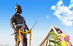 คนอุตรดิตถ์เตรียมเผาพริกสาปแช่ง “ธงชัย-บ.พอดีคำ” เมินขอขมา “พระยาพิชัยดาบหัก”