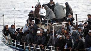 เรือผู้อพยพจากแอฟริกาเหนือ อับปางนอกชายฝั่งลิเบีย สูญหายอย่างน้อย 40 ชีวิต ไม่ทราบชะตากรรม