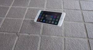 ตามไปชม 3 วิดีโอโชว์ iPhone 6 หล่น