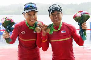 เรือกรรเชียงหญิงไทยซิวทองแดงที่ 6 อินชอน เกมส์