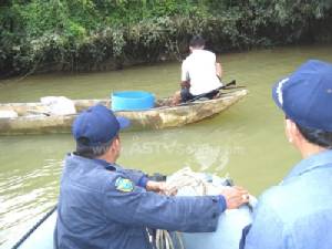 เจ้าหน้าที่ออกตรวจ “แม่น้ำตรัง” ปราบการทำประมงผิดกฎหมาย