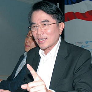 “วรงค์” แนะรัฐบาลให้เงินชดเชยข้าวชาวนา แทนรับซื้อตันละ 1 หมื่น