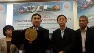 BMCL ยอมตรึงราคาแค่สิ้นปี ดีเดย์ 1 ม.ค.58 ขึ้นตามสัญญา “บิ๊กจิน” สั่งลุยแก้ปัญหารถไฟ ลดต้นทุนลอจิสติกส์เหลือ 13%