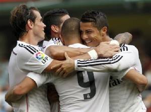 “โด้-โมดริช” ซัดพาชุดขาวบุกเฮ 2-0