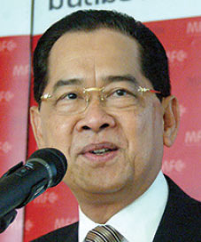 “ณรงค์ชัย” นัด กบง.ถกเคาะขึ้น LPG ขนส่ง-NGV พรุ่งนี้