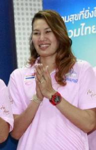 “แจ็คกี้” ปรี๊ดแตกแฟนถ่อยเหยียบเสื้อทีมชาติไทย