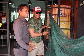 ตร.เชื่อโจรย่องเบางัดร้านไก่ทอดเดชา เป็นกลุ่มเดียวกัน