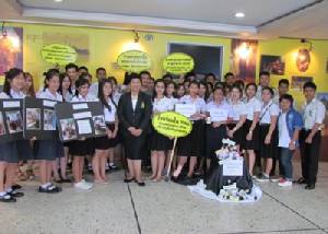 บุก กทม.ร้องจัดระเบียบร้านเหล้าร้านสะดวกซื้อ-โชวห่วย