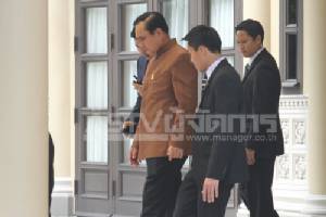 “บิ๊กตู่” นั่งหัวโต๊ะถก ครม. ปฏิเสธให้ความเห็นผลสอบไมโครโฟนห้องประชุม