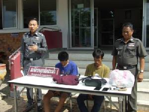 ตำรวจสระแก้วแถลงจับผู้ต้องหายาเสพติด และร่วมกันจี้ชิงทรัพย์