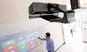 ไมโครซอฟต์ ออกอแดปเตอร์ต่อใช้งาน Kinect เอ็กบ็อกซ์วันกับพีซี