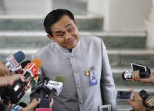 “ประยุทธ์” ตะเพิด “รสนา” ไปเวทีปฏิรูป เอาแน่เปิดสัมปทานปิโตรเลียม อ้างแก๊สจะหมดเกลี้ยงปี 2561