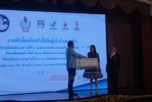 "บิ๊กตู่" แจกอัดฉีด 171 ล. หยอดมุกช่วยเชียร์ตนแข่งกีฬา