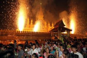 บุญพระธาตุหลวงปีนี้มีข้อห้ามยุบยับ และห้ามเมา เดินเซจะถูก “นำตัวไปพักผ่อน”
