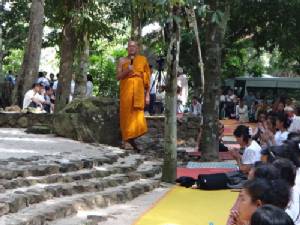 “หลวงลุง” มั่นใจมองไม่ผิด เป่านกหวีดมวลชนกู้ศรัทธาหนุนประยุทธ์!!