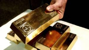 น้ำมันโลกดิ่งสวนทาง ปตท.หลังซาอุฯ ลดราคา หุ้นมะกัน-ทองคำทรงตัว