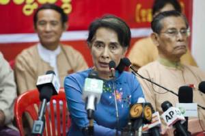 “ซูจี” ชี้การปฏิรูปพม่าหยุดชะงัก และตะวันตกมองแง่ดีเกินไป