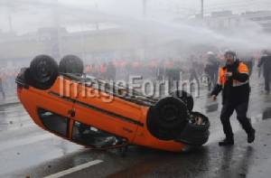 Cash raised online to replace car destroyed in Belgian riots