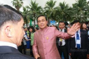 “ประยุทธ์” นำ ครม.บันทึกเทปถวายพระพรแด่ในหลวง 5 ธันวาคม