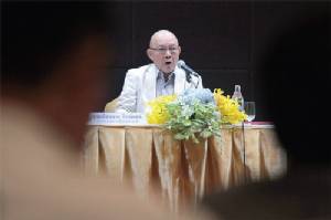 ปริศนาของการสร้างประชาธิปไตยที่เหมาะสมกับสังคมไทย