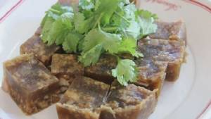 มารู้จัก “หมูเย็น” อาหารขึ้นชื่อหนึ่งเดียวในไทยที่พนัสนิคม ชลบุรี