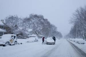 In Pics : รัฐนิวยอร์กถูก “พายุหิมะ” ถล่มอ่วม ประชาชนสังเวยแล้ว 4 ชีวิต