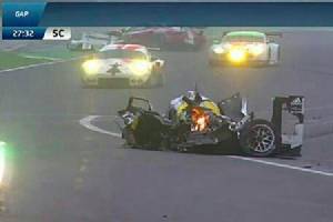 "เว็บเบอร์" โดนหามหลังรถชนพังยับ WEC