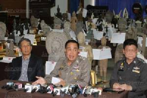 กรมศิลป์ บันทึกภาพโบราณวัตถุขึ้นเว็บ