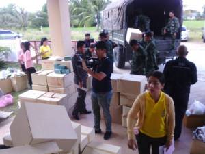 DSI บุกโรงงานเถื่อนบรรจุผลิตภัณฑ์ “OHO บายปูนิ่ม” ที่แปดริ้ว( ชมคลิป)