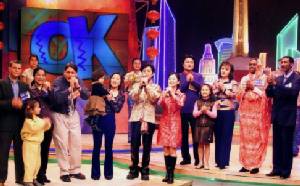 ปรับทัศนคติเหมือนกัน ! พรรคคอมมิวนิสต์จีนส่งศิลปินไปอยู่กับรากหญ้า ให้รู้จักคำว่าศิลปะที่ถูกต้อง