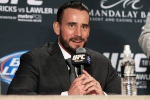 “ซีเอ็ม พังค์” ลามวยปล้ำ ลุย UFC ประเดิมที่อ็อคตากอน