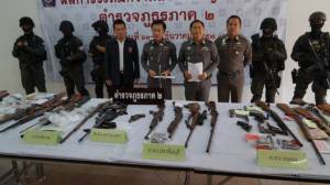 ผบช.ภ.2 แถลงผลกวาดล้างอาชญากรรมช่วงปีใหม่ ได้ผู้ต้องหาพร้อมของกลางเพียบ (ชมคลิป)